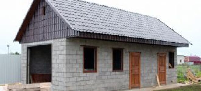 Гараж из керамзитблоков